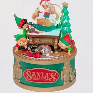 FINAL DROP🚨NIB Santa’s Wonders Workshop Hallmark 2022 Lights and Sound Ornament